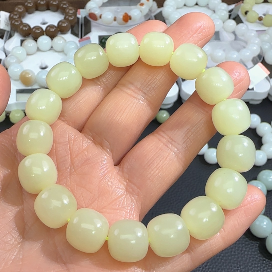 和田玉手链未镶嵌