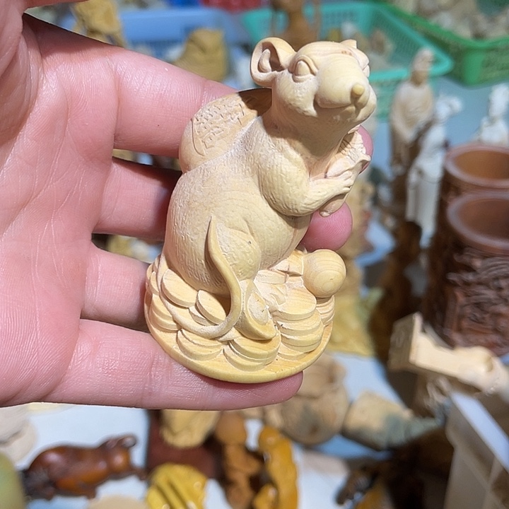 黄杨木瑕疵老鼠把件