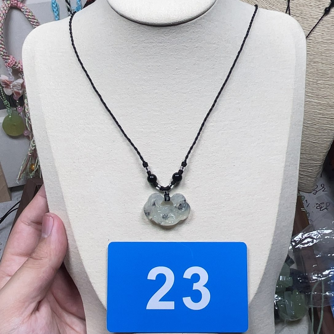 蛇纹石玉合金颈饰