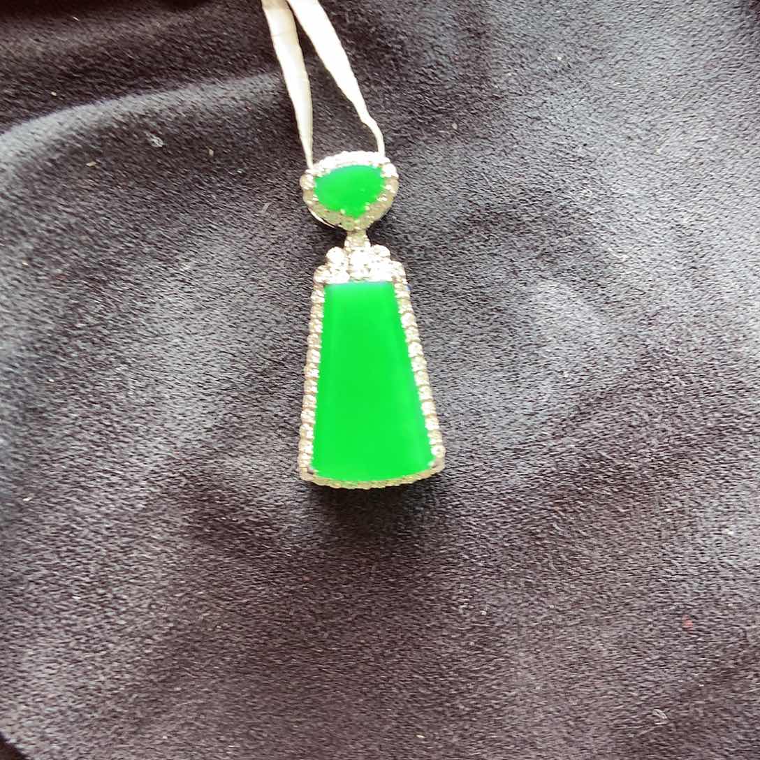 翡翠颈饰18K金镶嵌叙*南上新