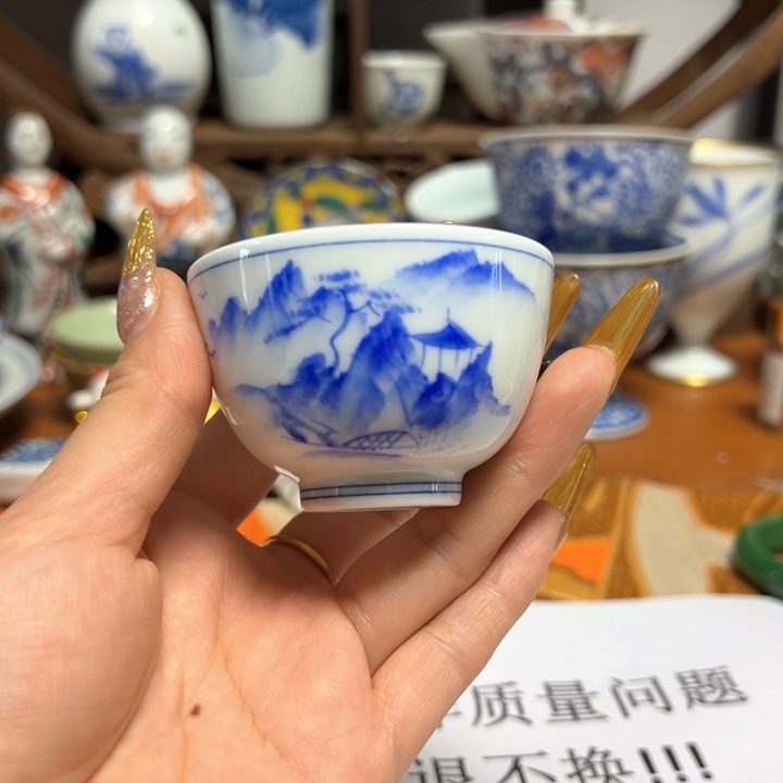 盖碗瓷器直播放漏中