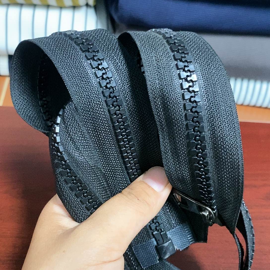 黑拉链12条大头12