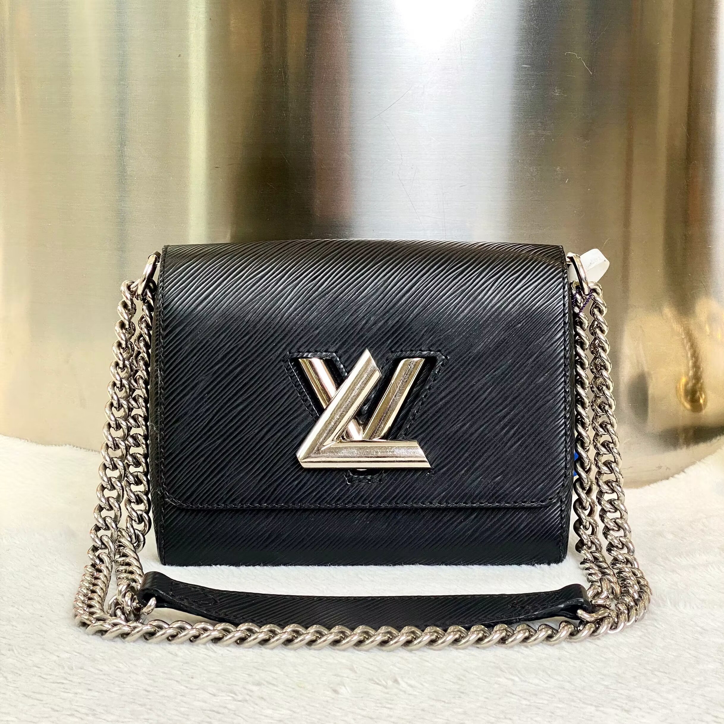 99新 LouisVuitton/路易威登 古有98新twist小号手袋链条包6534