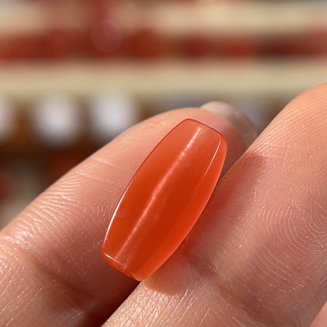 南红玛瑙未镶嵌方棱勒子6.2x14.5mm 不退换