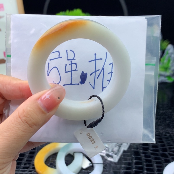 定制翡翠未镶嵌纯天然A货翡翠