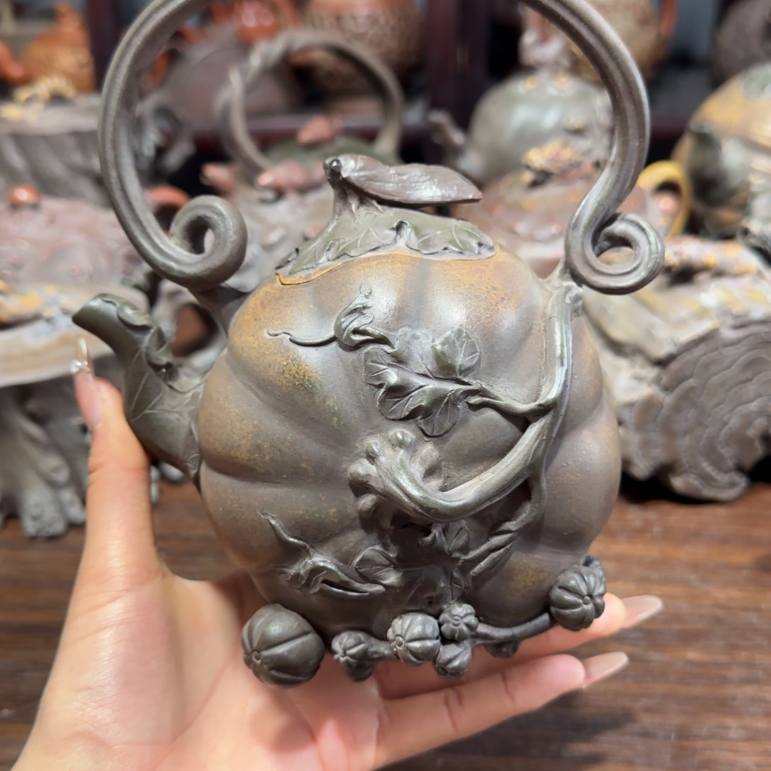 紫砂茶壶一*年紫砂壶