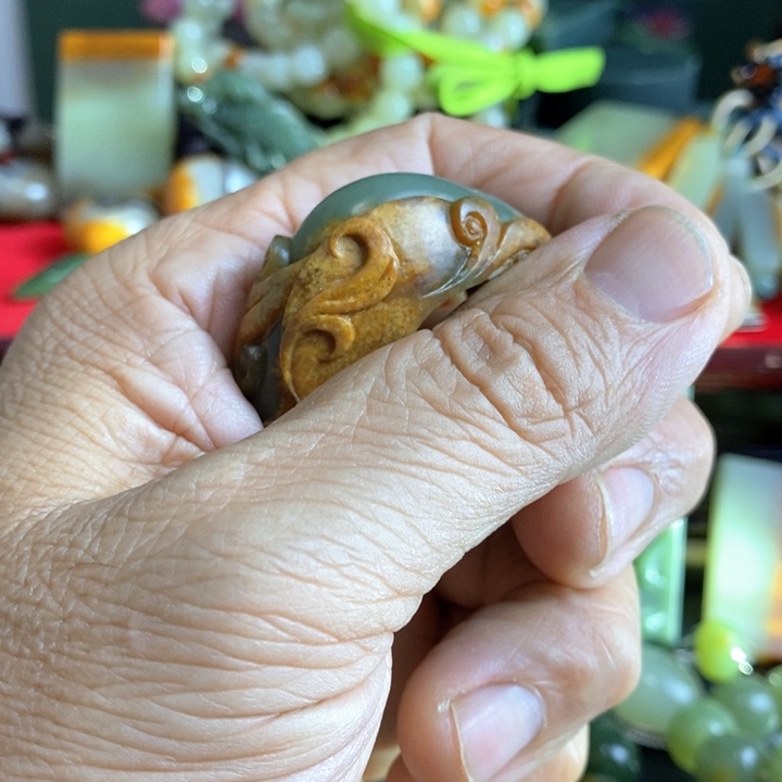 十***心和田玉（糖玉）未镶嵌珠宝奇石