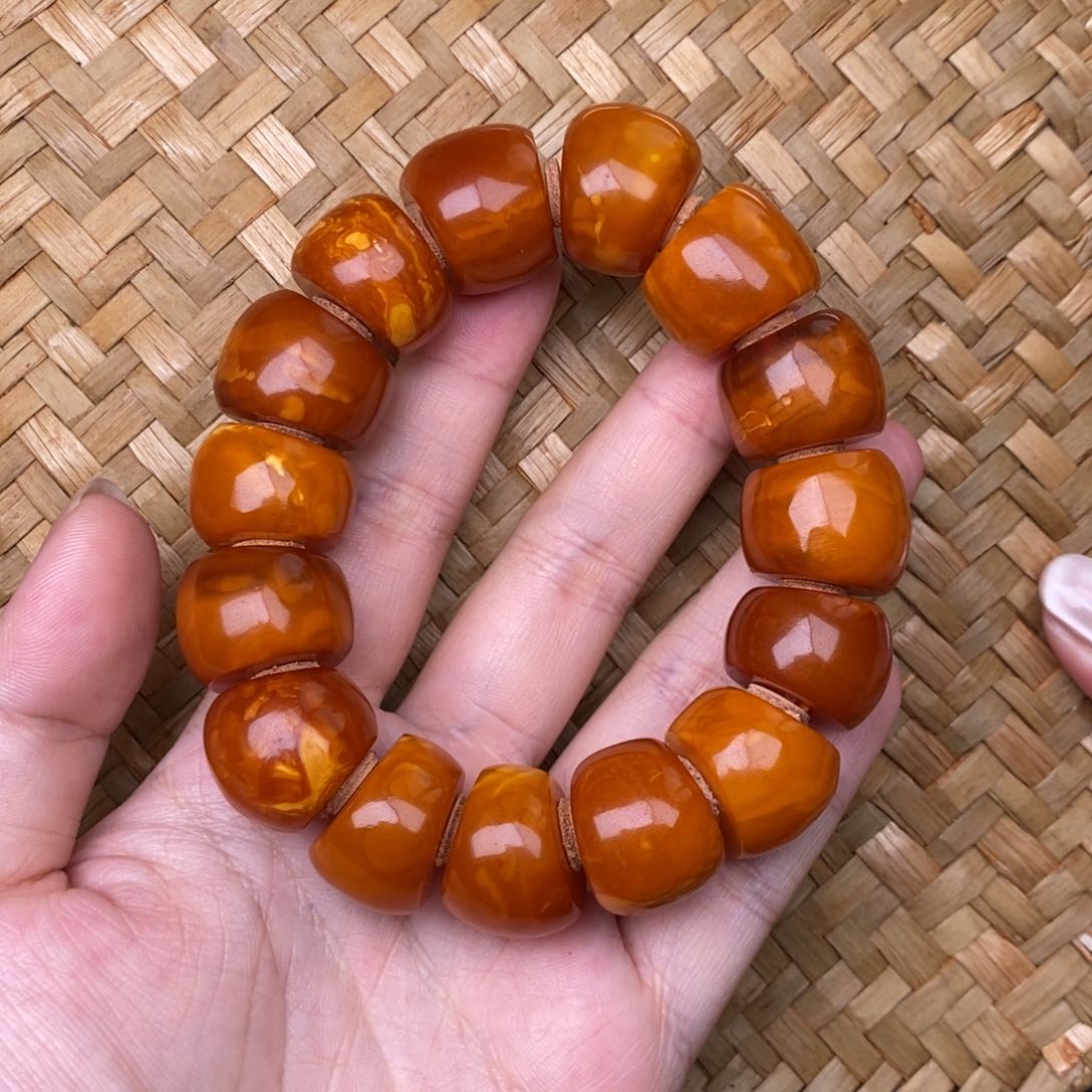 未镶嵌蜜蜡裸石蜜蜡