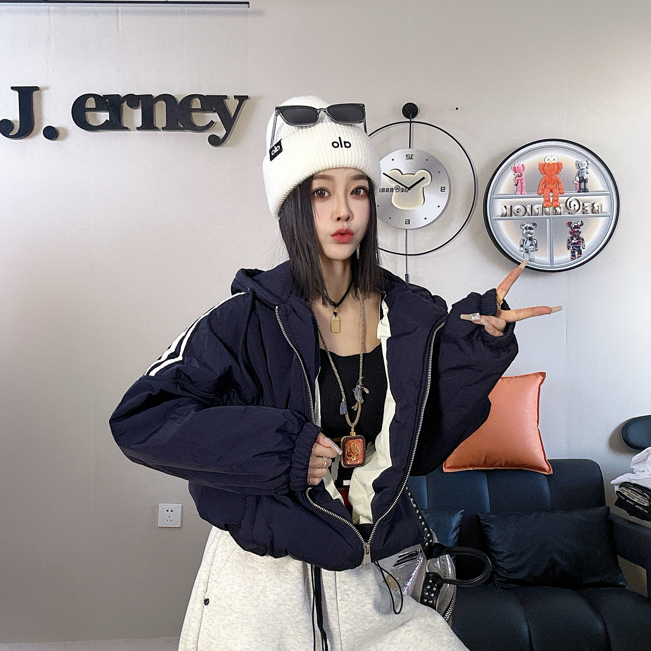 2025冬款韩版连帽拼接撞色宽松显瘦夹棉女装外套保暖百搭棉衣女潮