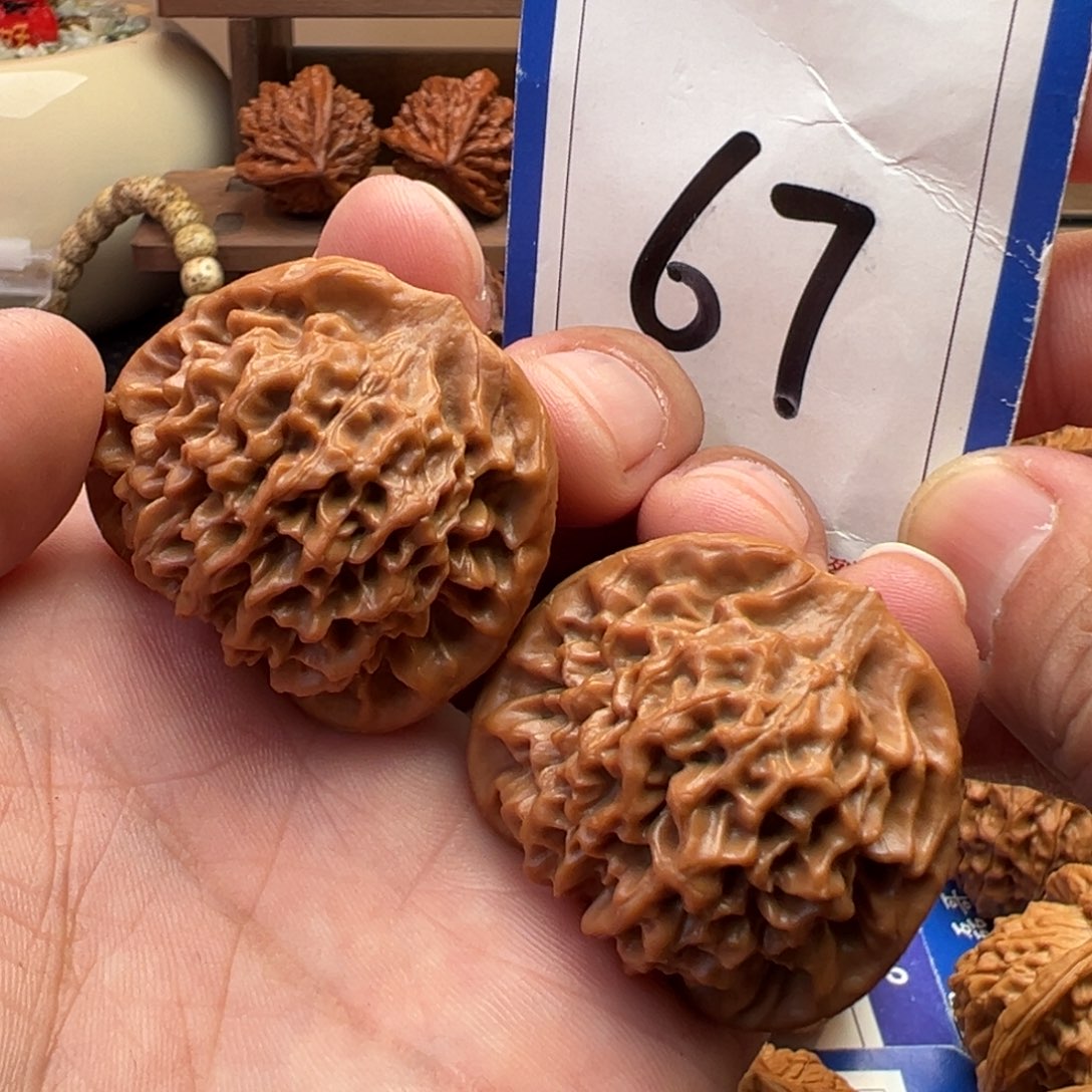 文玩核桃把件全品秦闷38.5尺寸67号