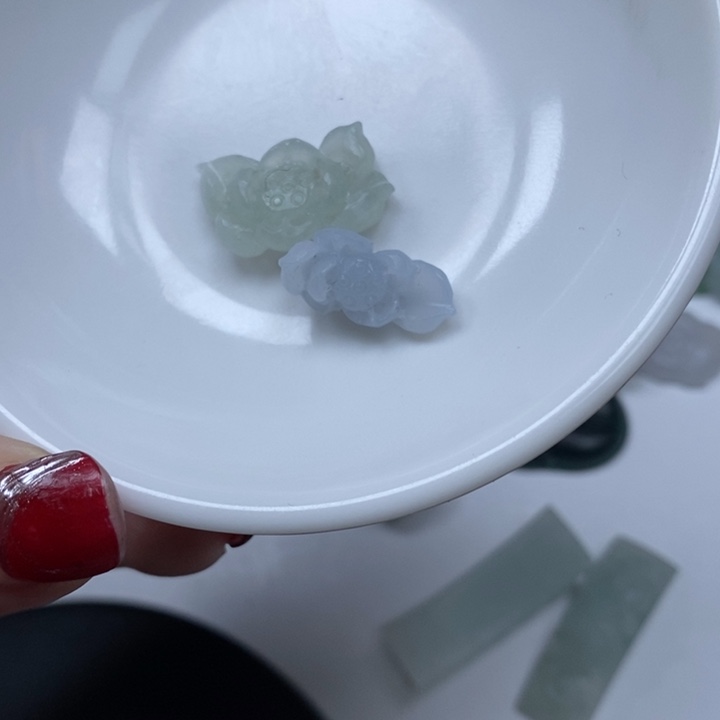定制翡翠未镶嵌翡翠吊坠