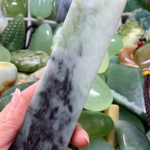 蛇纹石玉手把件未镶嵌