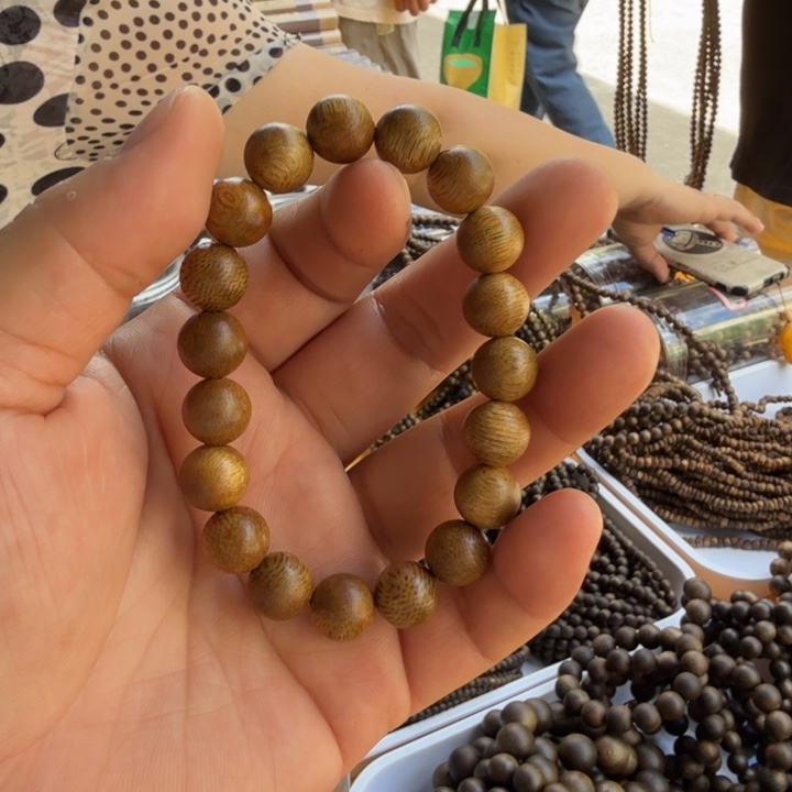 沉香碎屑沉香海南沉香1.0大➕碎屑多样性发一