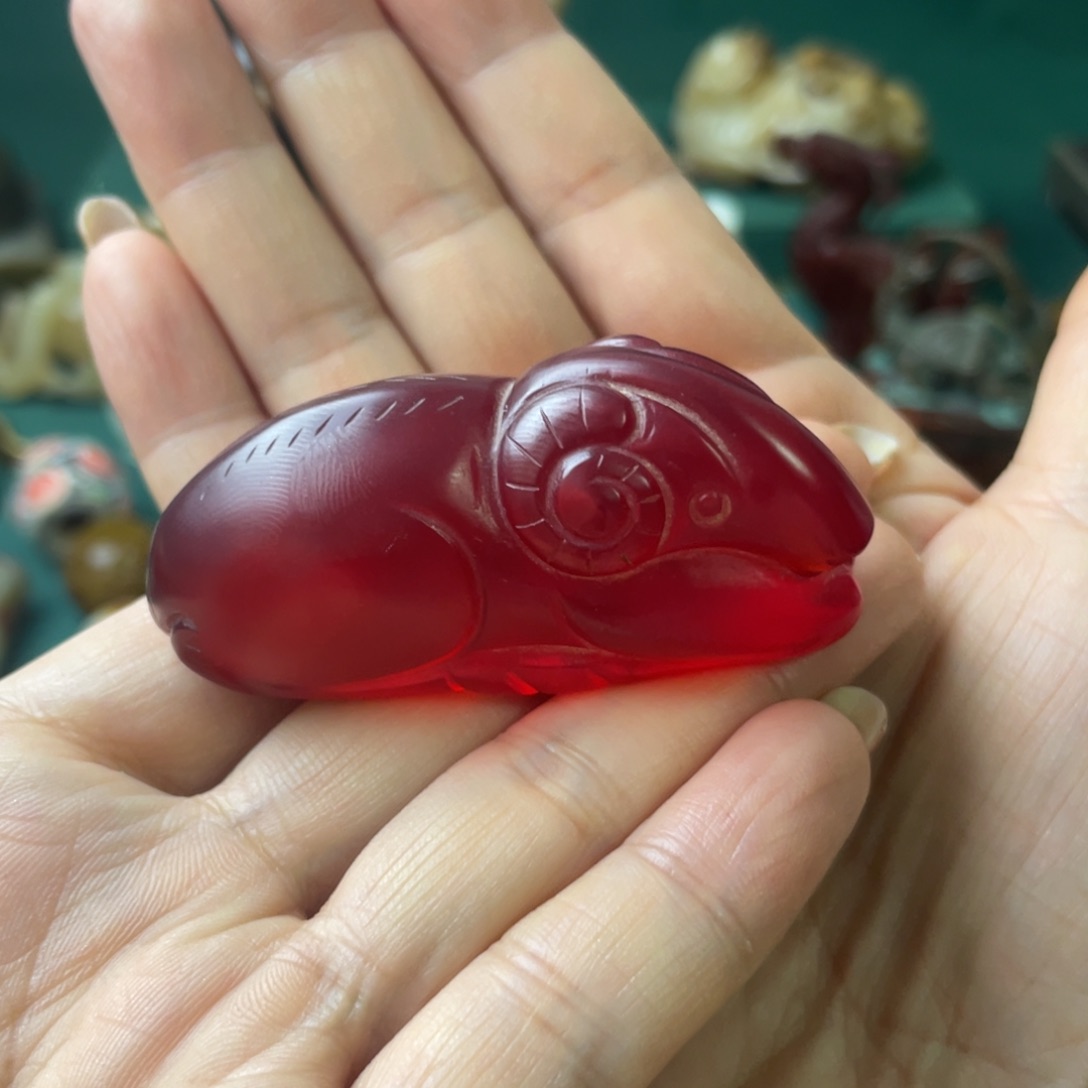 和田玉未镶嵌挂件快**人