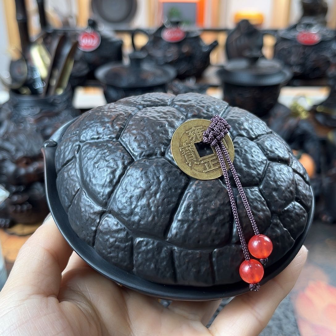 壶云南建水紫陶壶