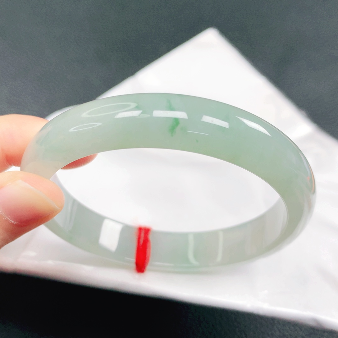 翡翠未镶嵌手镯58圈