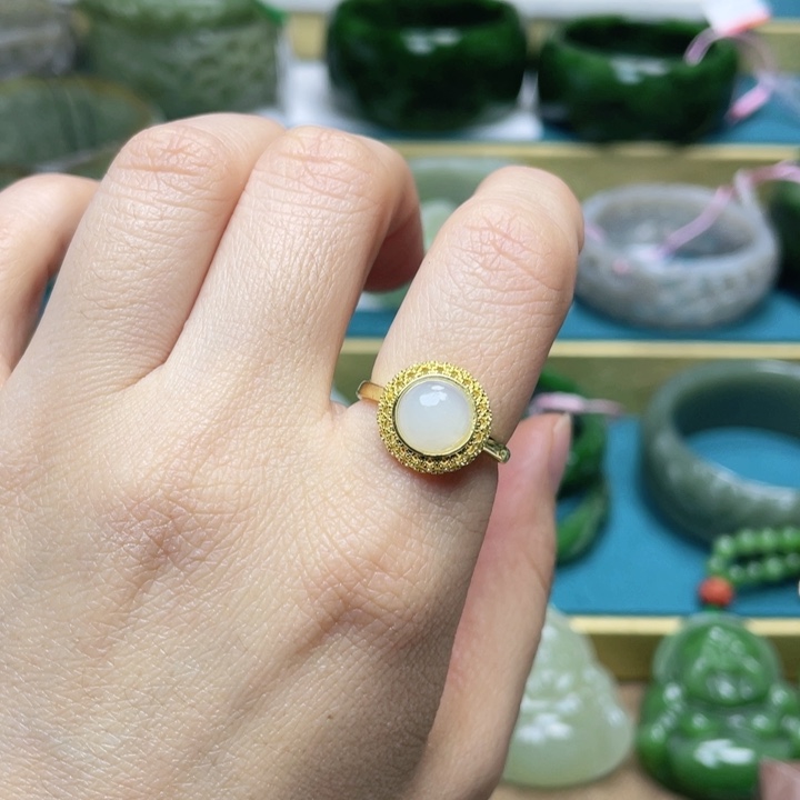 和田玉戒指未镶嵌