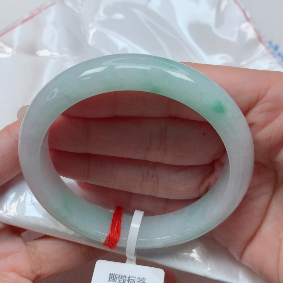 翡翠手镯未镶嵌58.5圈