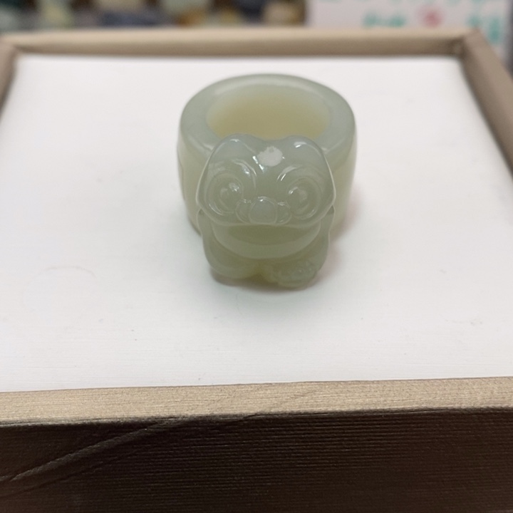 和田玉未镶嵌戒指