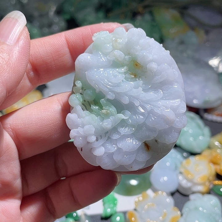 颈饰未镶嵌翡翠天