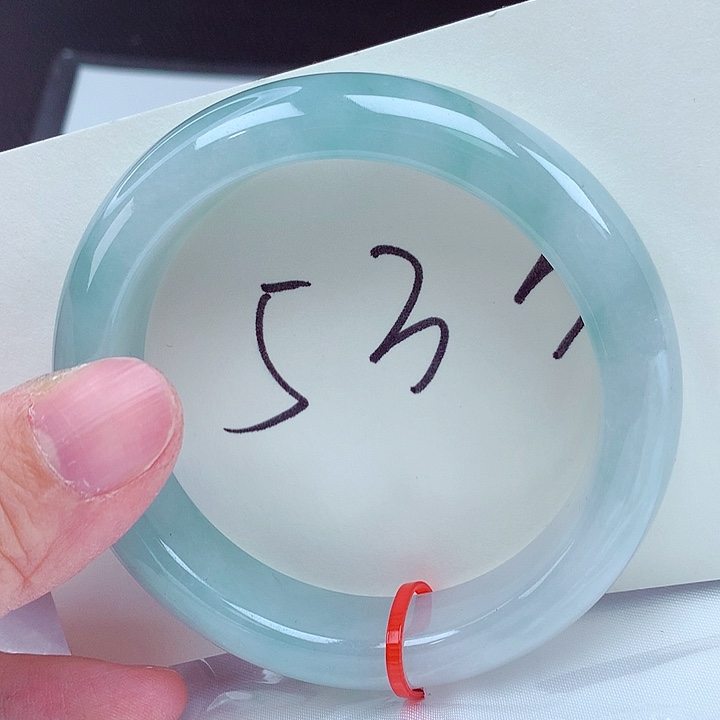 翡翠未镶嵌手镯翡翠