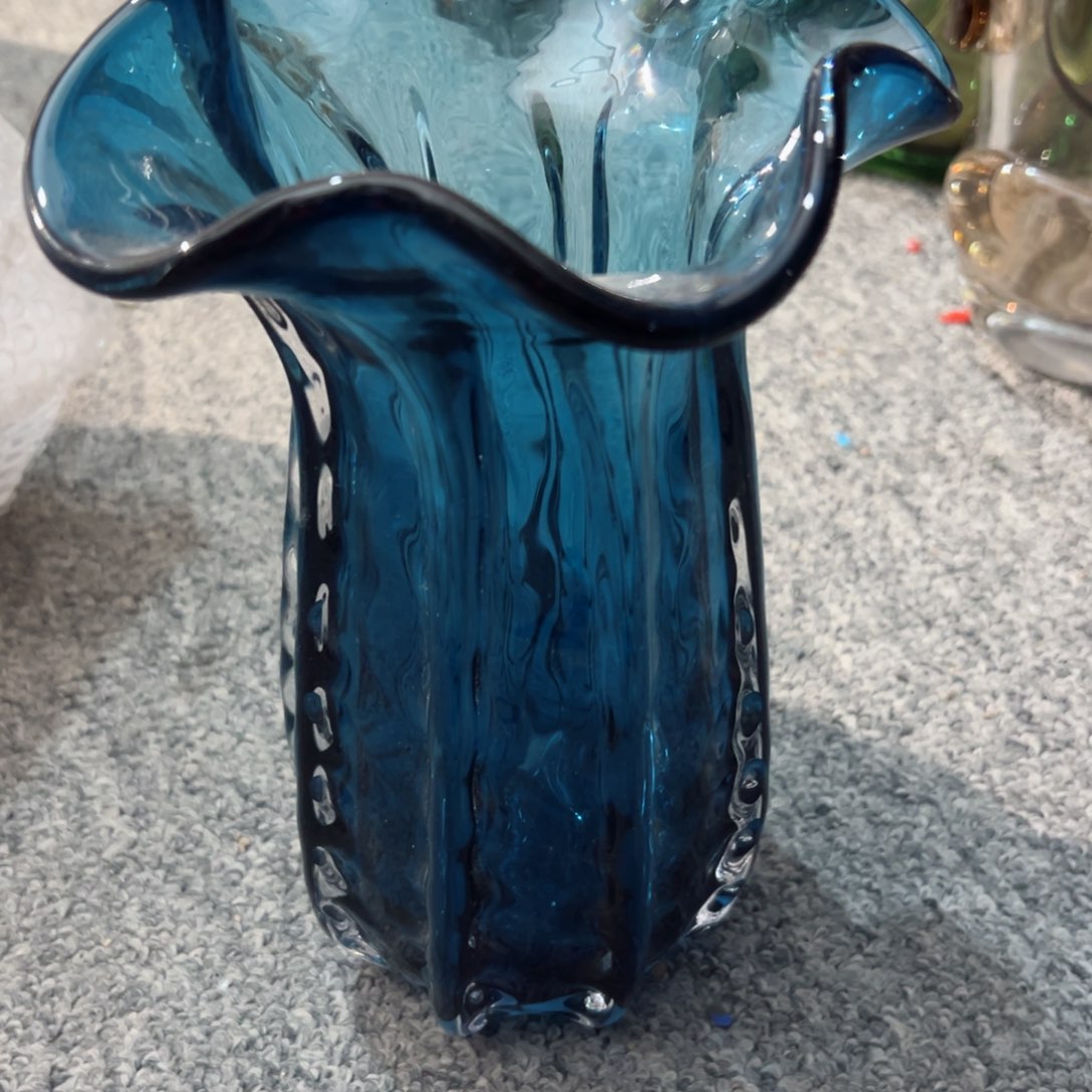 弘扬琉璃花器微瑕高度重视21