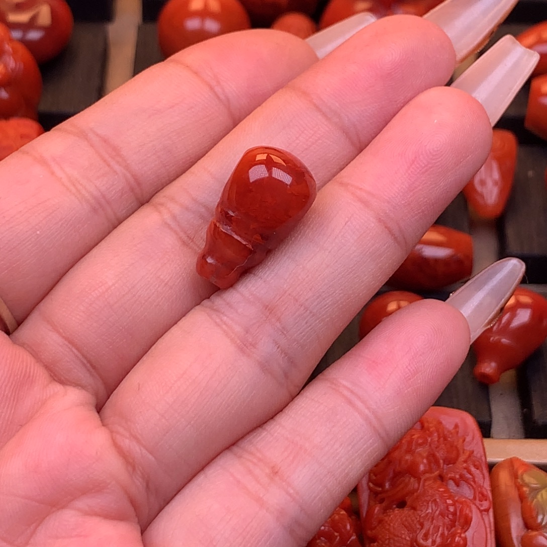 南红玛瑙未镶嵌川料原矿奶嘴三通11mm
