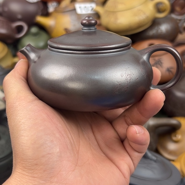 紫砂茶壶紫砂壶起痘