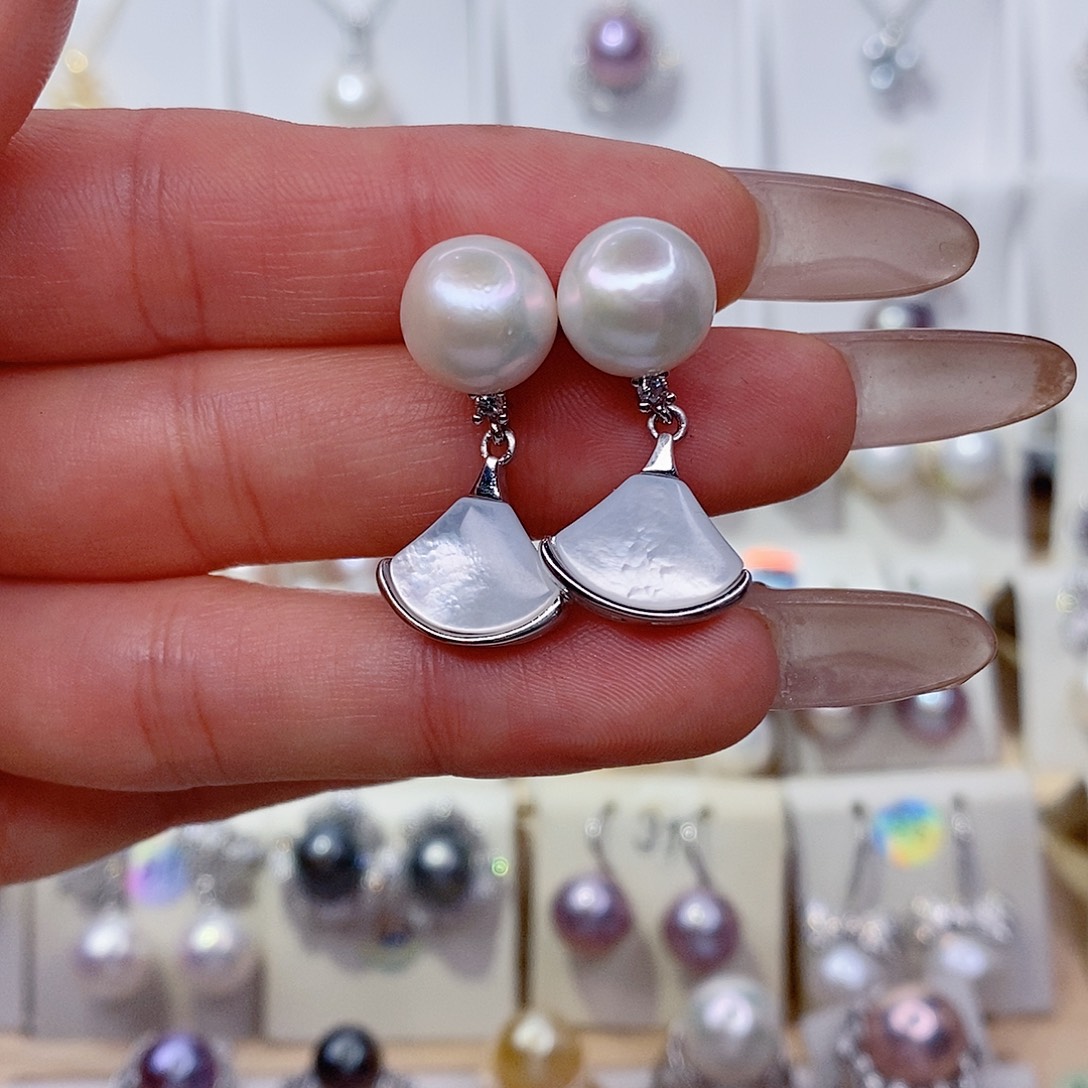 未镶嵌淡水珍珠耳饰