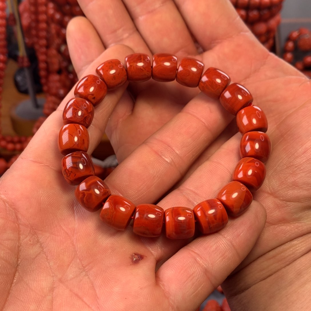 南红玛瑙配饰未镶嵌水*