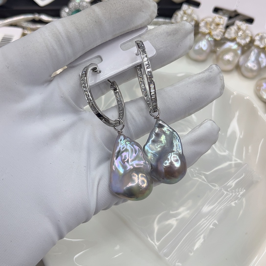 淡水珍珠耳饰合金
