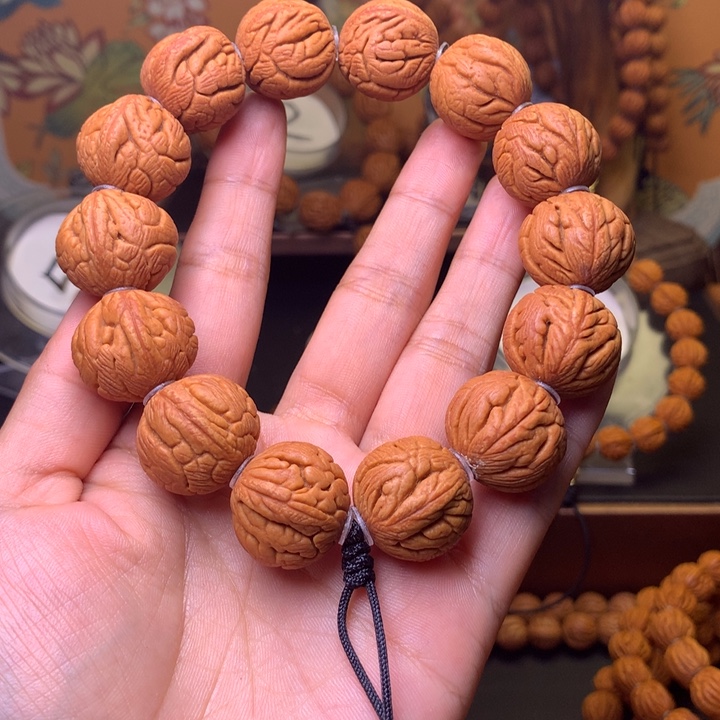 桃核吊坠╰****人桃核手串