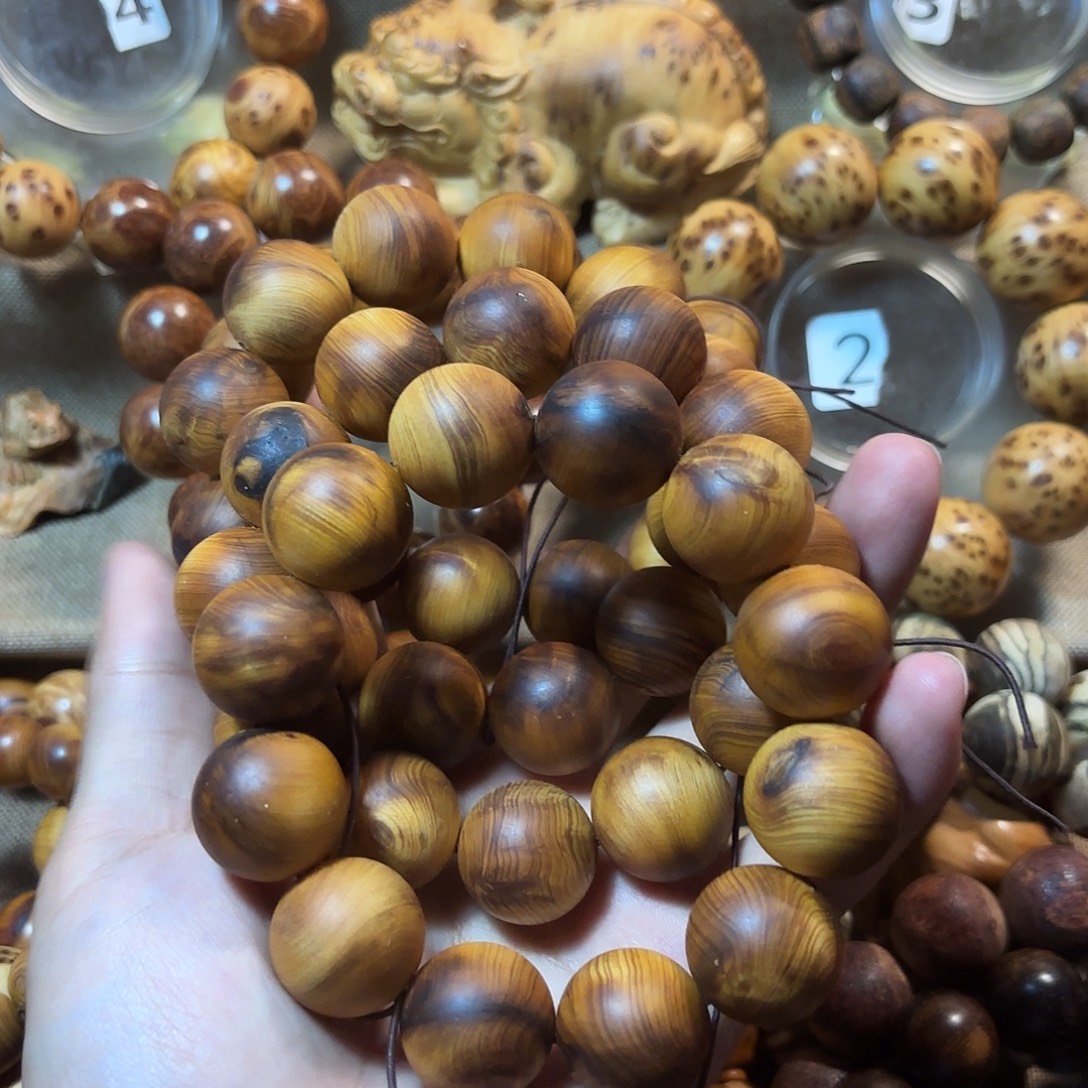 柏木（崖柏）瑕疵碳化崖柏2.0陈化黑油