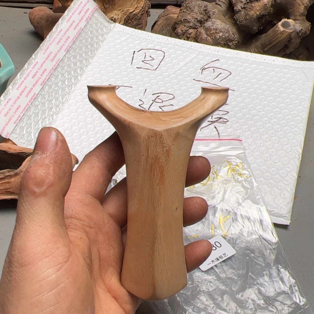 无花朵        380