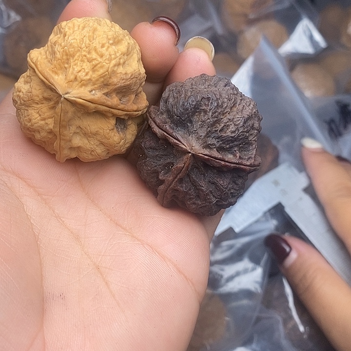 吊坠文玩核桃78个39mm