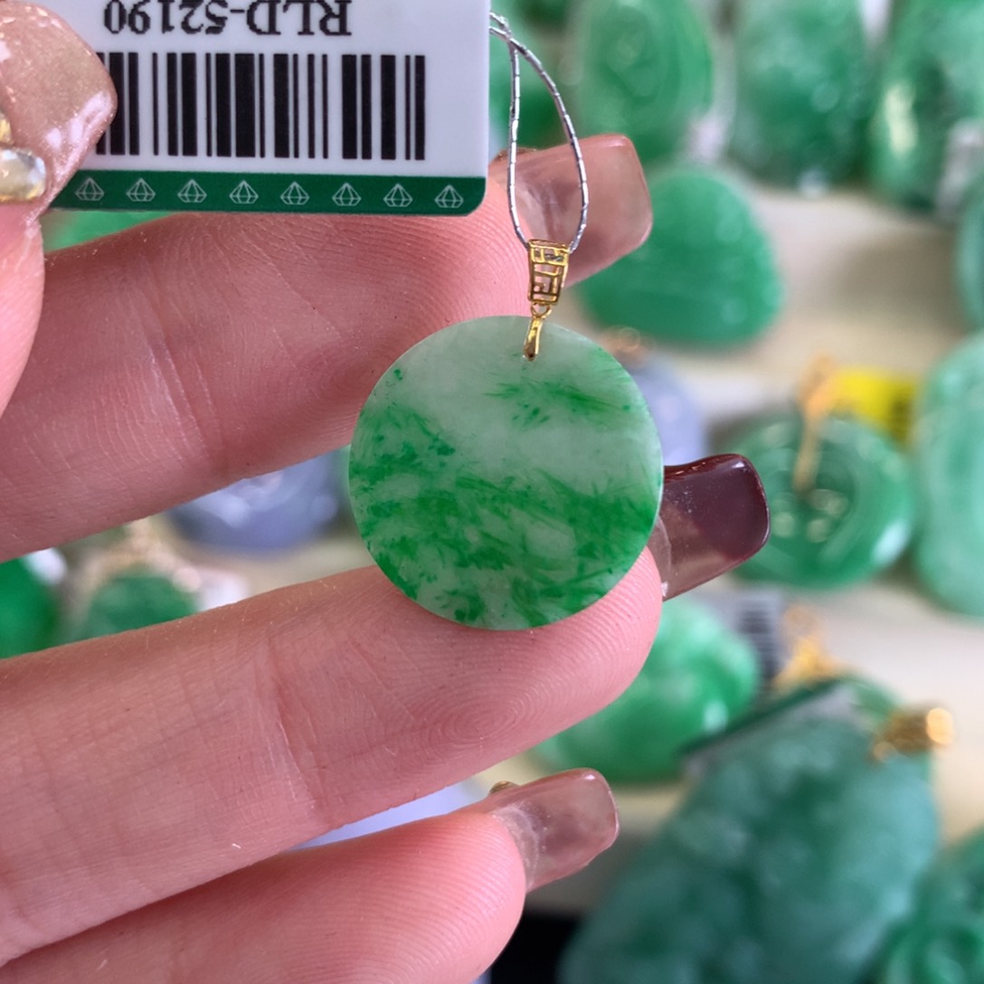 翡翠吊坠(不含链)18K金镶嵌