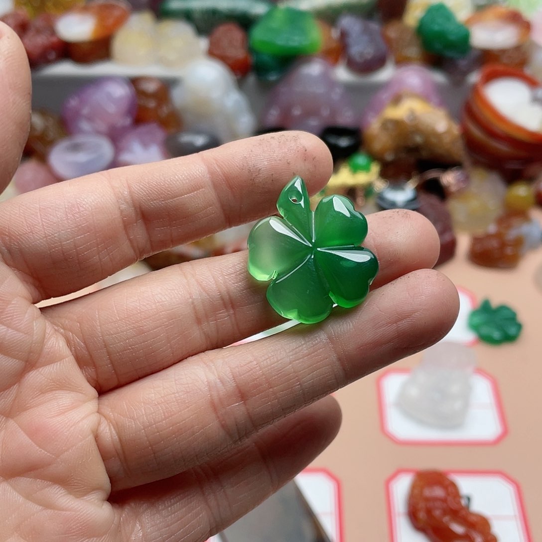 玛瑙/玉髓颈饰合金生**快