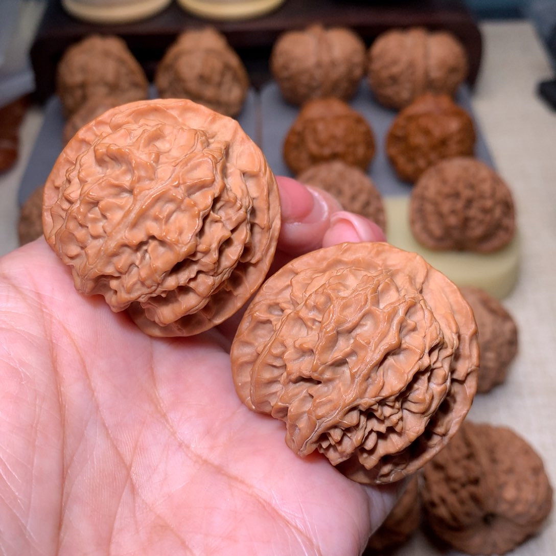 文玩核桃把件苹果园