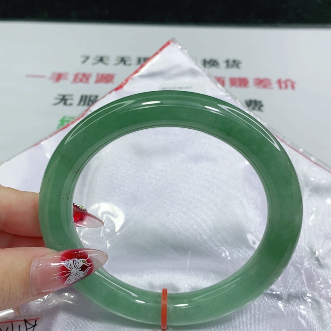 翡翠手镯未镶嵌58-60 圆条