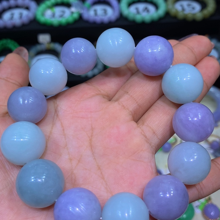 翡翠未镶嵌颈饰翡翠17+