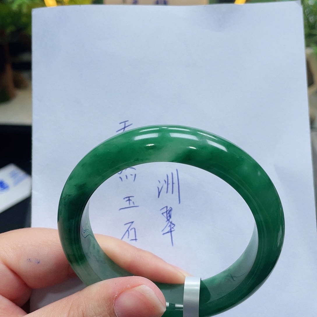 石英质玉手镯未镶嵌秋*姐