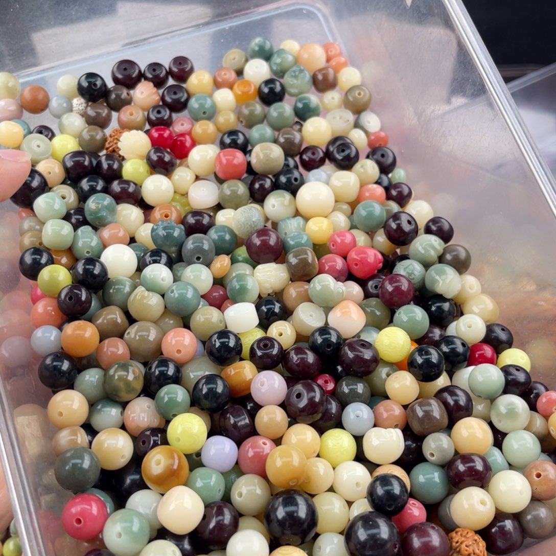 白玉菩提吊坠z 混珠200+60/微瑕