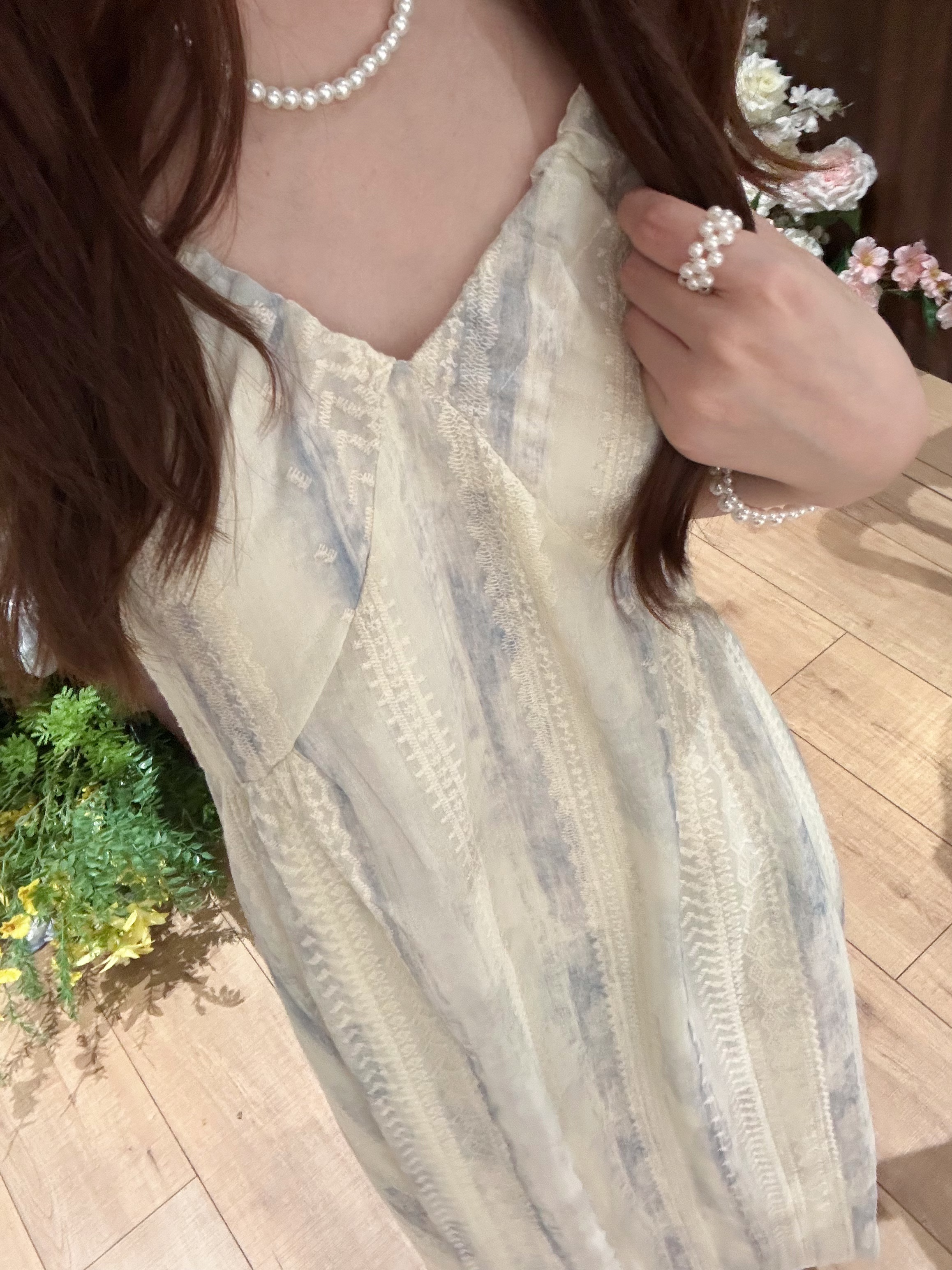 夏季温柔蓝海星河碎花绝美氛围设计感气质吊带连衣裙