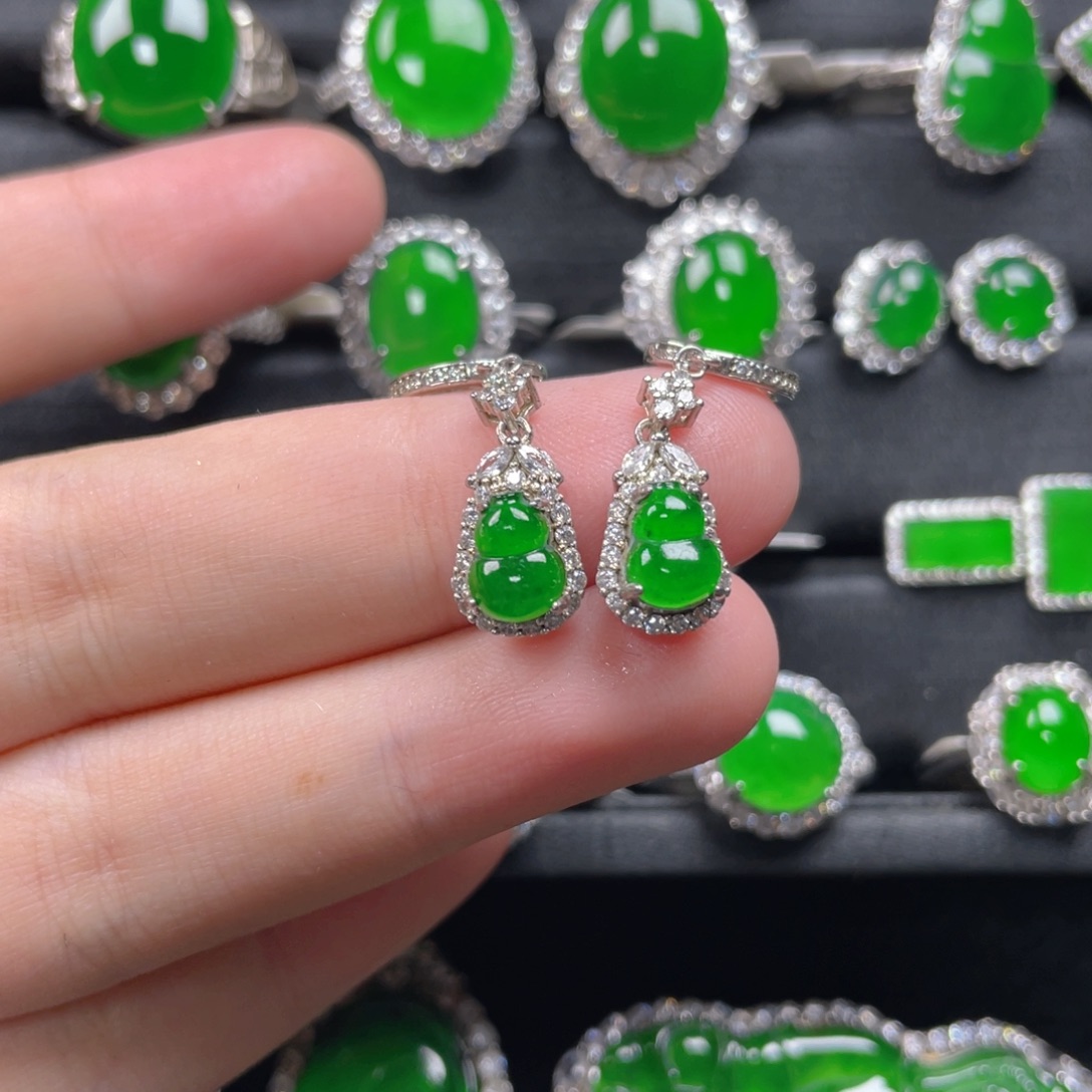 翡翠银S925镶嵌耳饰