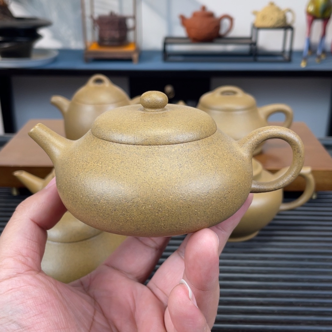 茶壶紫砂青段扁玉160cc