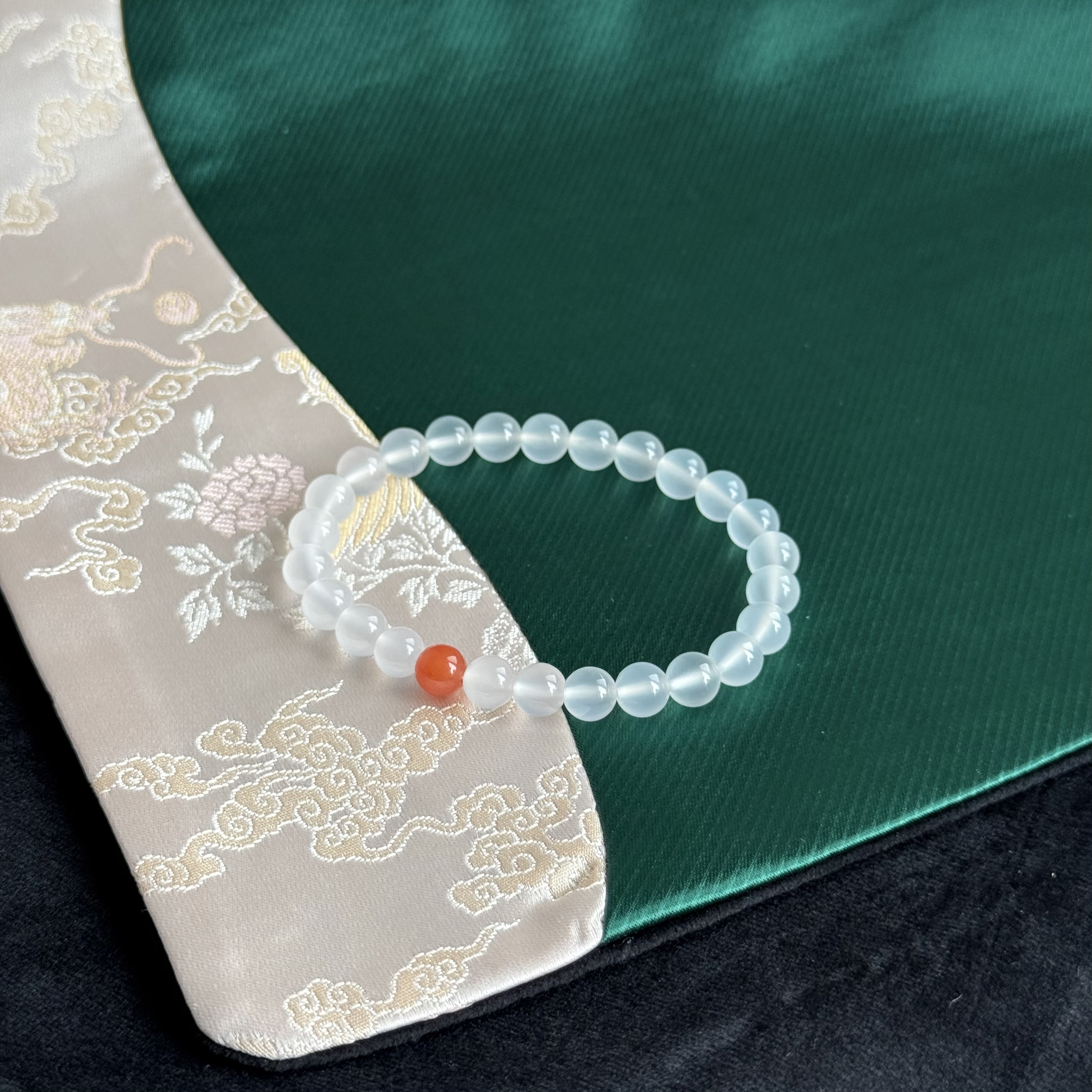 天然南红荔枝冻手串7mm+圆珠配一颗樱桃红南红 适15-17cm手围