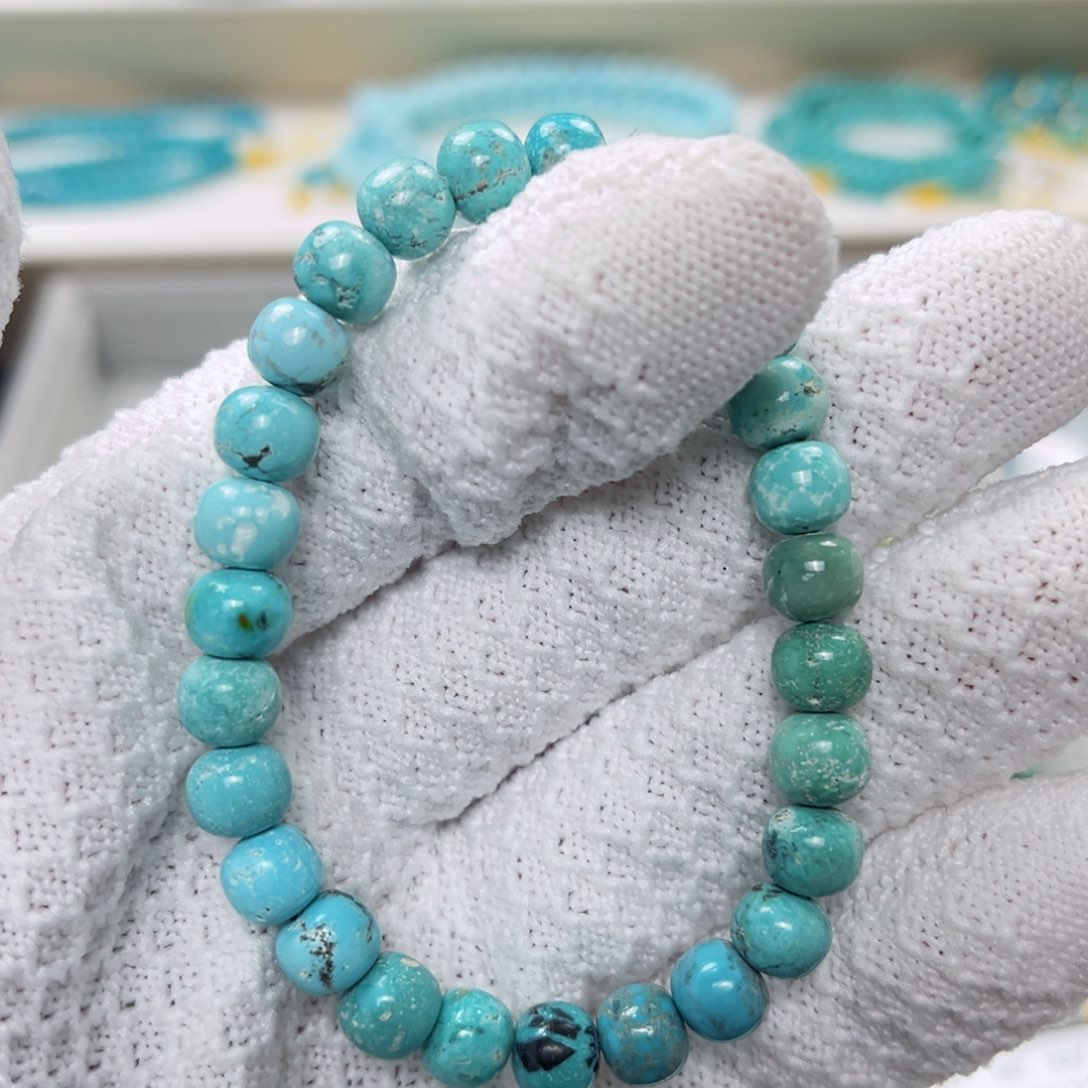 绿松石绿松石未镶嵌