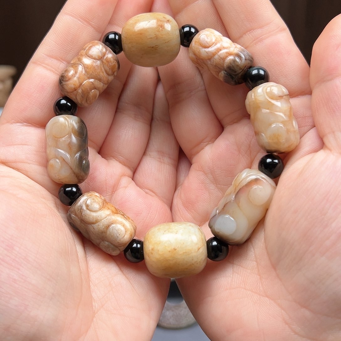 【闪购商品】和田玉颈饰未镶嵌肥****۵