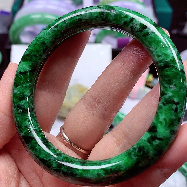 未镶嵌手镯翡翠翡翠