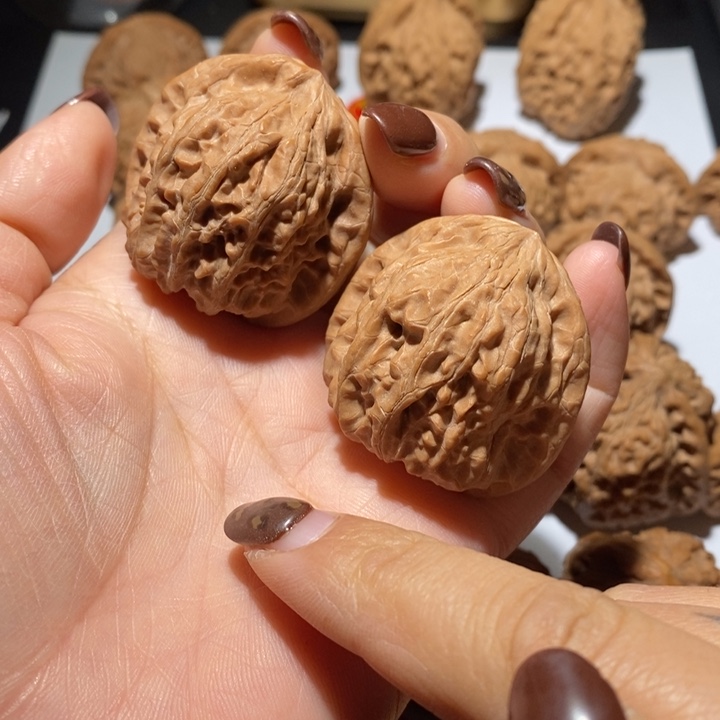 文玩核桃把件靠山王